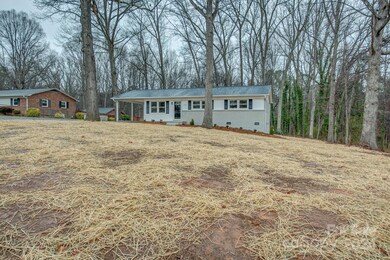 1018 Holly Hills Dr, Gastonia, NC 28052 - photo 2