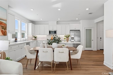 418 Lobata, Irvine, CA 92618 - photo 7