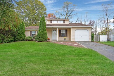 42 Peachstone Rd, Howell, NJ 07731 - photo 4