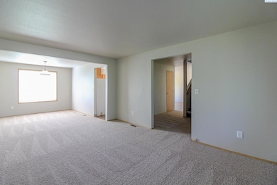 8408 Studebaker Dr, Pasco, WA 99301 - photo 4