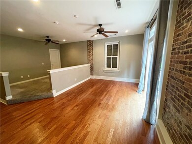 21 E Center St unit 204, Fayetteville, AR 72701 - photo 5