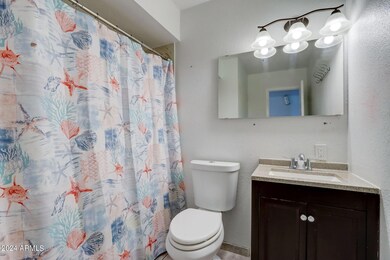 18-web-or-mls-W Osborn Rd-018