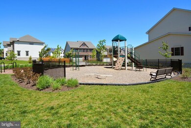 1208 Poplar Run Dr, Silver Spring, MD 20906 - photo 6