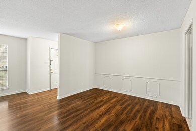 1137 Country Place Dr, Houston, TX 77079 - photo 7