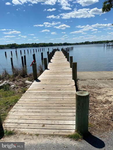 4921 Beech St, Shady Side, MD 20764 - photo 3