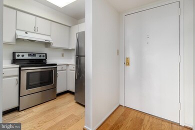 The Richmond Condominiums unit 210, Washington, DC 20036 - photo 2