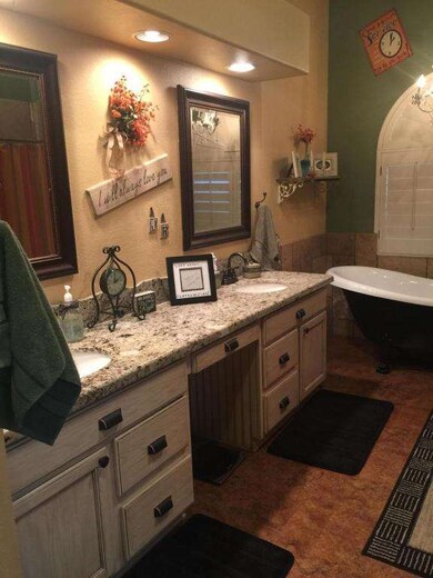 3764 E Vaughn Ave, Gilbert, AZ 85234 - photo 4