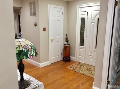 9 Devon Rd, Edison, NJ 08820 - photo 7