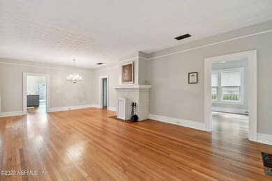 3839 Oak St, Jacksonville, FL 32205 - photo 7