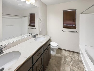 9500 Shallow Lake Ct, Oklahoma City, OK 73159 - photo 6