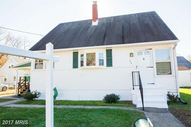 963 Lance Ave, Essex, MD 21221 - photo 2