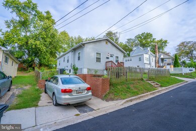 911 Elfin Ave, Capitol Heights, MD 20743 - photo 4