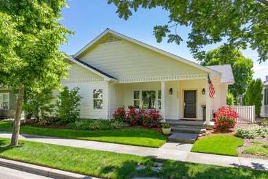 1022 Sandoz St, Central Point, OR 97502 - photo 6