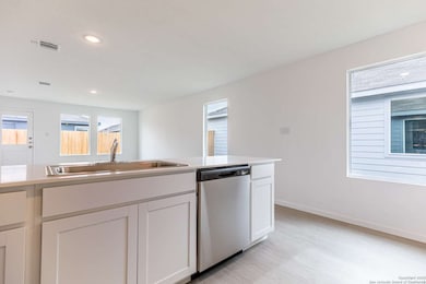 2421 Legends Creek, New Braunfels, TX 78130 - photo 6