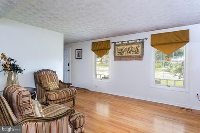 2519 Proctor Ln, Baltimore, MD 21234 - photo 5