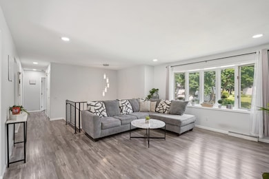 102 Simon Crestway, Waunakee, WI 53597 - photo 7