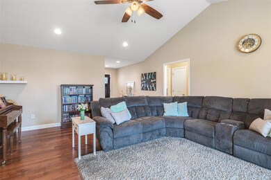 3111 Ridgewood Hills Dr, Farmington, MO 63640 - photo 4