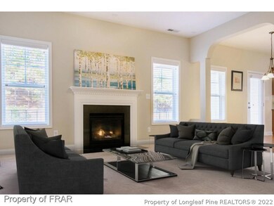 1146 Meadow Creek Rd, Fayetteville, NC 28304 - photo 4