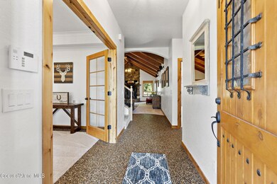 6-web-or-mls-22802-n-ranch-view-dr