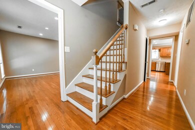 23083 Almond Ct, California, MD 20619 - photo 2