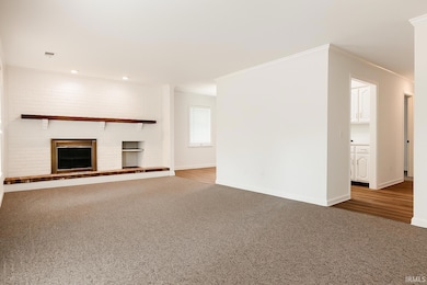 6718 Newburgh Rd, Evansville, IN 47715 - photo 5