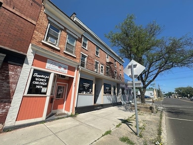 155-159 State St unit 155, Auburn, NY 13021 - photo 5