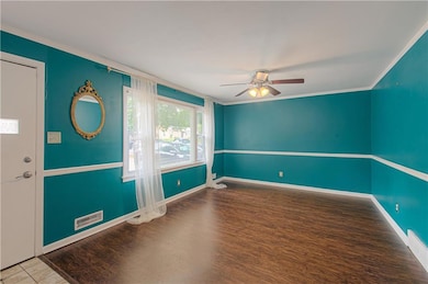 7021 Garnett St, Shawnee, KS 66203 - photo 6