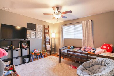 984 E Greenbrae Dr, Sparks, NV 89434 - photo 4