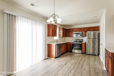 7115 Blue Stream Ct, Louisville, KY 40258 - photo 6