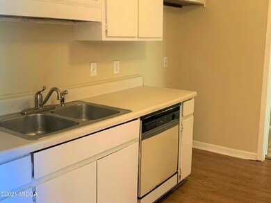 3  Kitchen