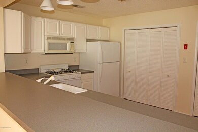 4 Phoenix Ct, Tinton Falls, NJ 07712 - photo 5