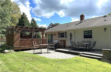 29471 Valley View Dr, Wickliffe, OH 44092 - photo 5