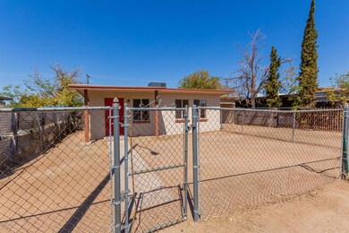 2431 E 24th St, Tucson, AZ 85713 - photo 3