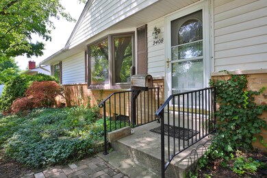 Welcome to this Solid River Ridge Ranch!