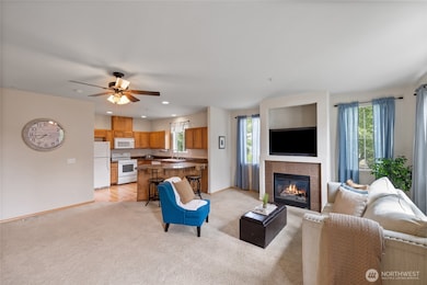 2420 Simmons St unit B, Dupont, WA 98327 - photo 5