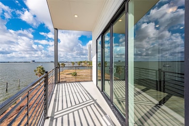 4405 Davis Ln, Seabrook, TX 77586 - photo 4