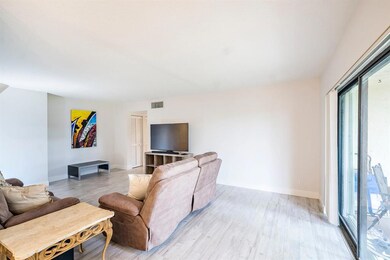 150 Pineview Rd Jupiter FL-large-011-24-