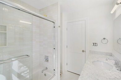 11 Orchard Ave unit 2, Rye, NY 10580 - photo 6