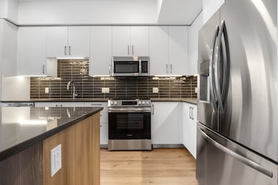 Pullman at Gulch Union unit A5 (A), Nashville, TN 37203 - photo 3