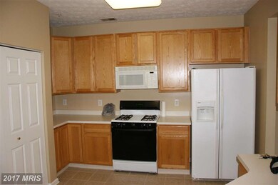 2404 Chestnut Terrace Ct, Odenton, MD 21113 - photo 5