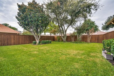 Large backyard, BOB fence