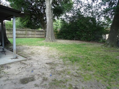 1319 Saddle Rock Dr, Houston, TX 77088 - photo 7