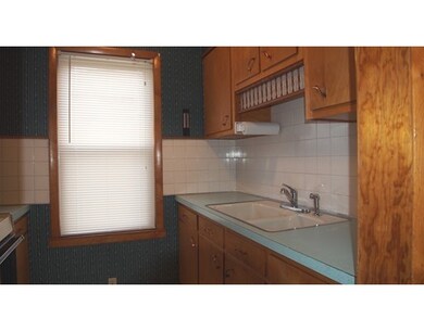 130 Oakland Ave, Methuen, MA 01844 - photo 7