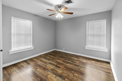 1105 Woodlawn Blvd, Denison, TX 75020 - photo 7