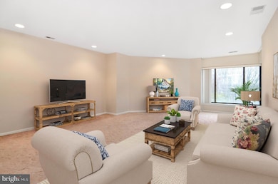 3031 Fallstaff Rd unit 405C, Baltimore, MD 21209 - photo 2