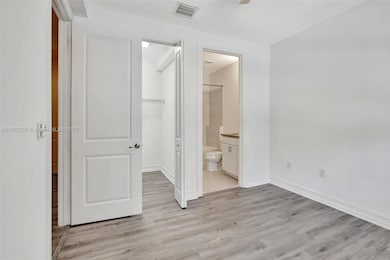 Downstairs Bedroom - Ensuite Bathroom