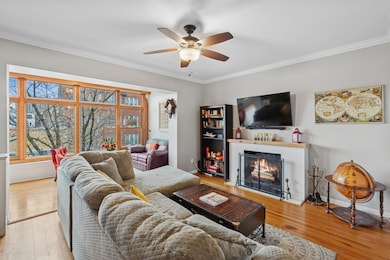 559 W Aldine Ave unit 2, Chicago, IL 60657 - photo 7