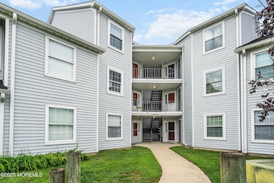 1019 Waters Edge Dr, Toms River, NJ 08753 - photo 5