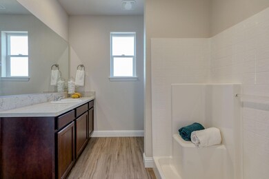 VDL-SAMPLE MASTER BATHROOM