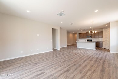 8-web-or-mls-Hilton-8